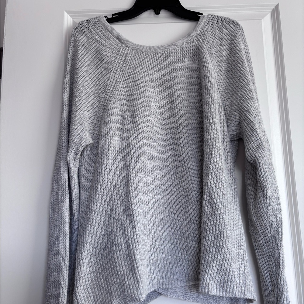 aerie Light Gray Ribbed Crewneck Sweater